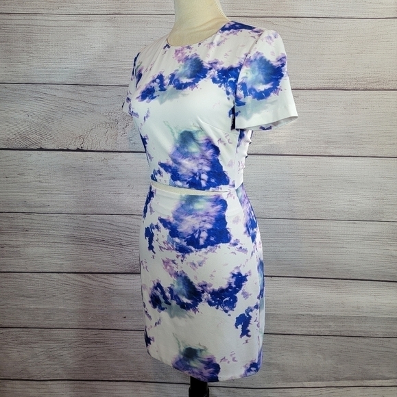 BEC & Bridge Saint Cloud Tie Dye Print Cut Out Waist Mini Dress Size 4 - Picture 6 of 9